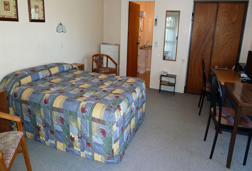 Tudor Lodge Motel Нельсон Екстер'єр фото