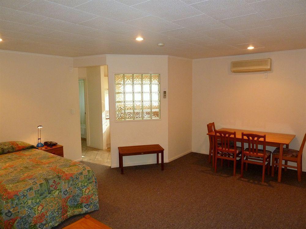 Tudor Lodge Motel Нельсон Екстер'єр фото
