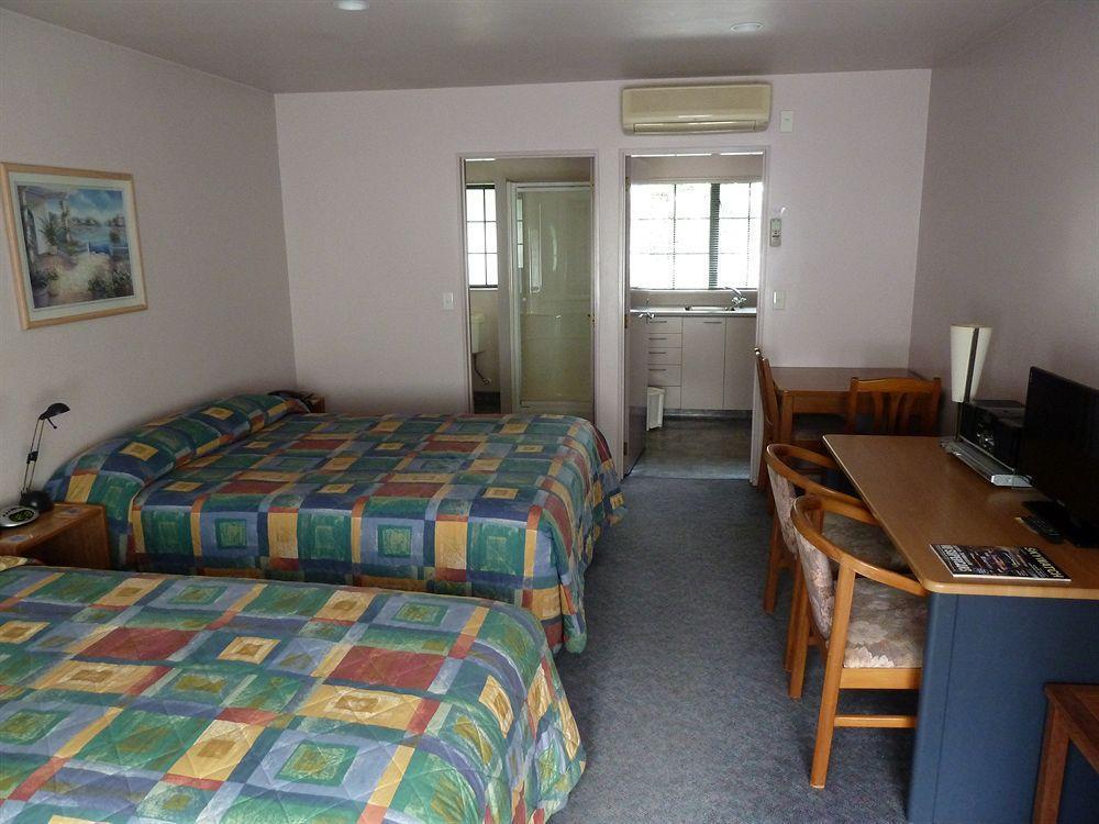Tudor Lodge Motel Нельсон Екстер'єр фото