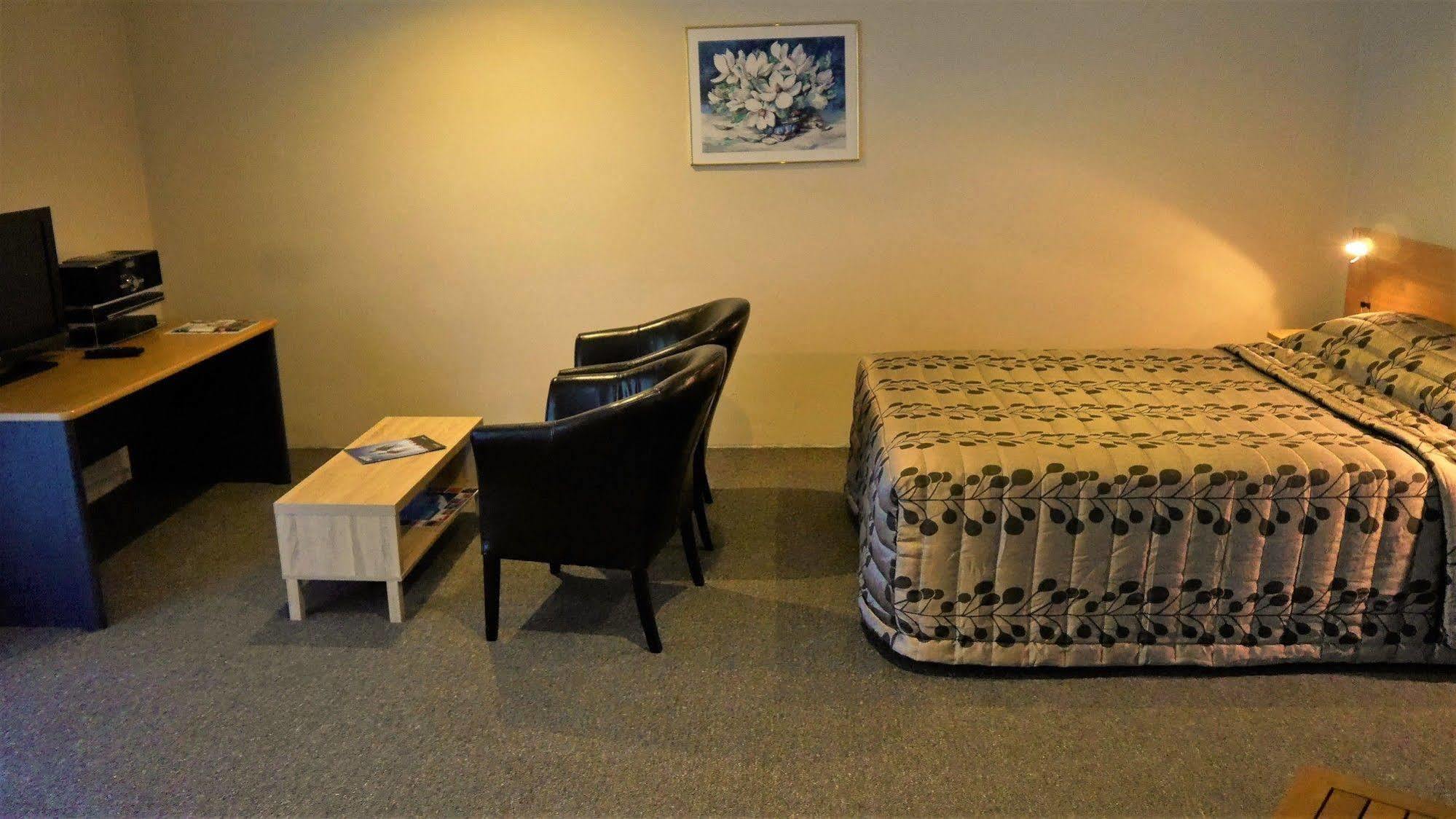 Tudor Lodge Motel Нельсон Екстер'єр фото