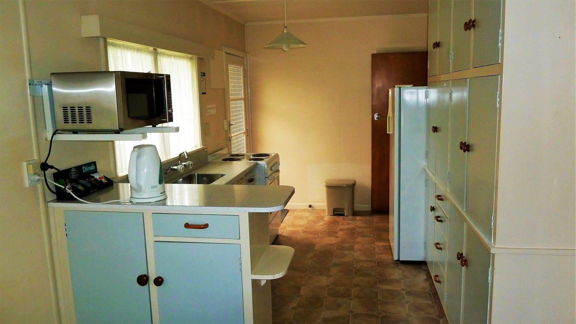 Tudor Lodge Motel Нельсон Екстер'єр фото
