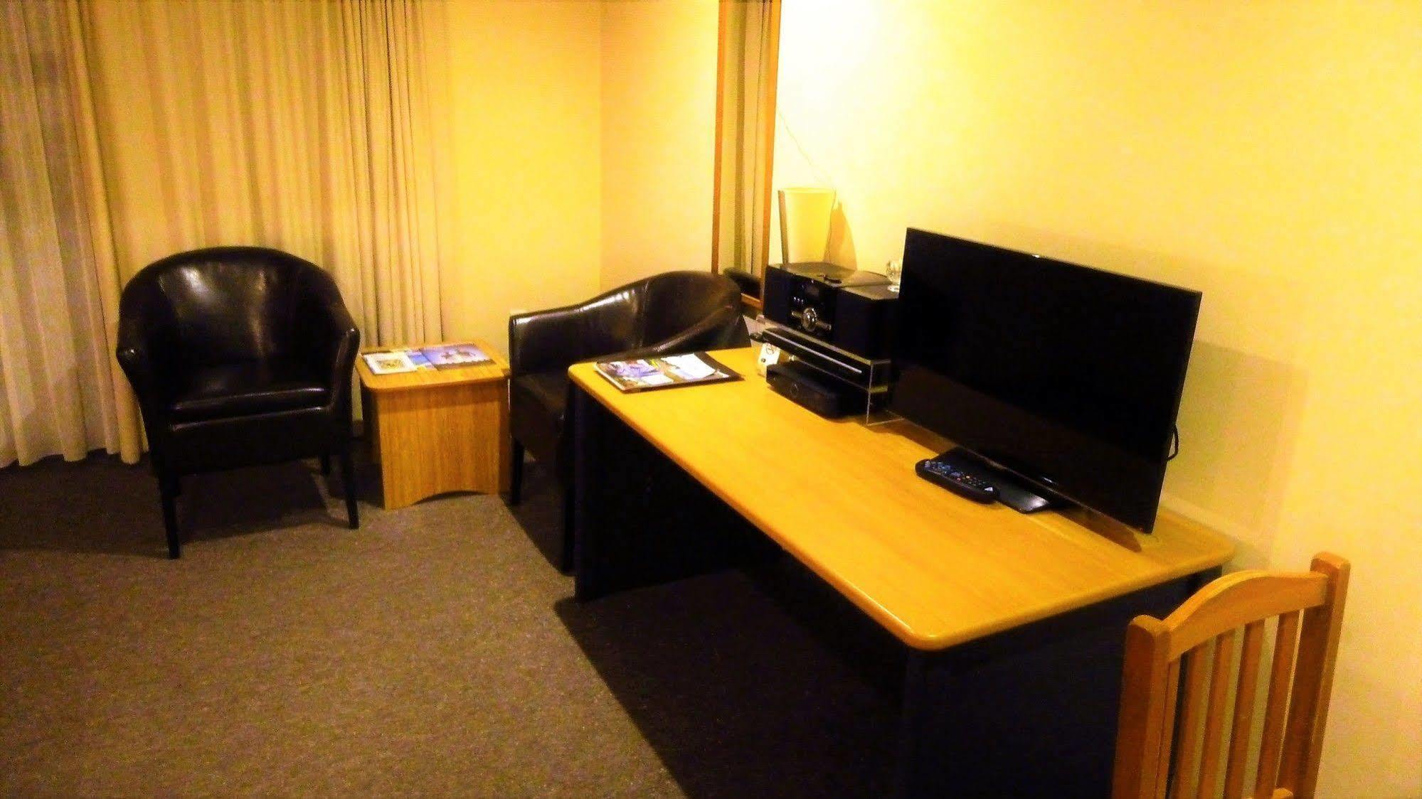 Tudor Lodge Motel Нельсон Екстер'єр фото